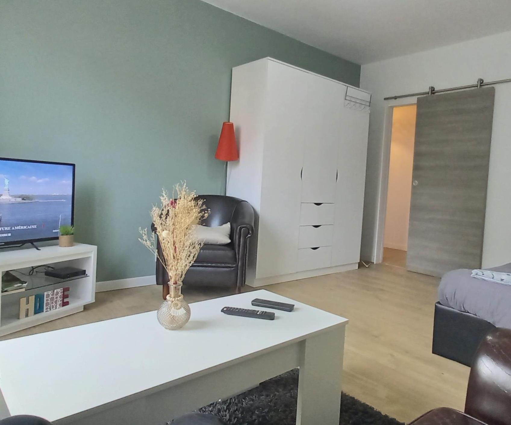 New Appartement Proche Gare Et Centre-Ville Colmar Exterior photo